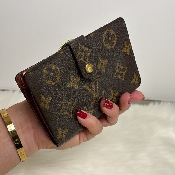 Louis Vuitton Handbags - Auth Louis Vuitton Monogram Porte Monnaie Billets Viennois Wallet